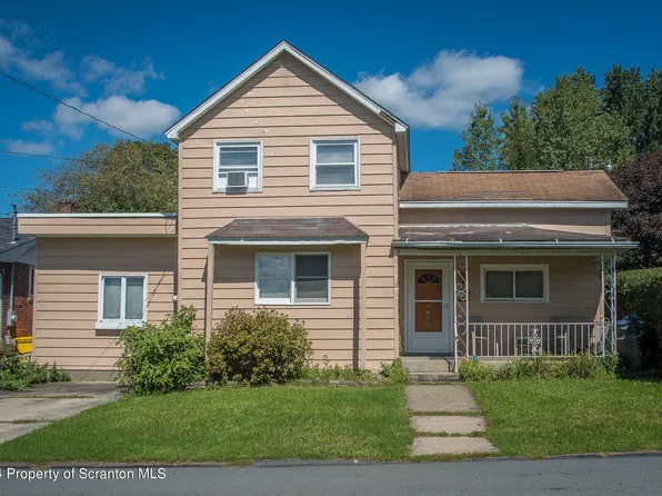 1119 E State St, Archbald, PA 18403