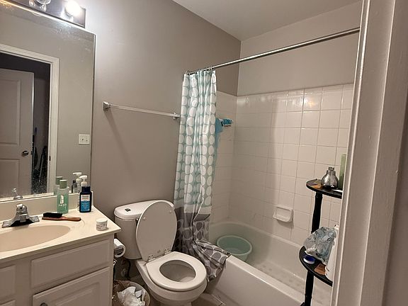 4th image of 1035 Barnett Shoals Rd APT 1223