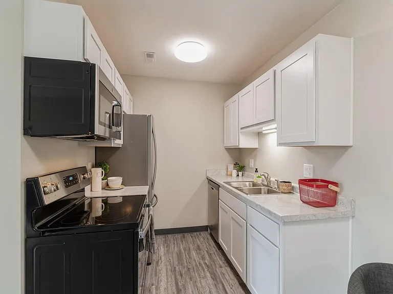 612 S 16th St #31 — Photo 5
