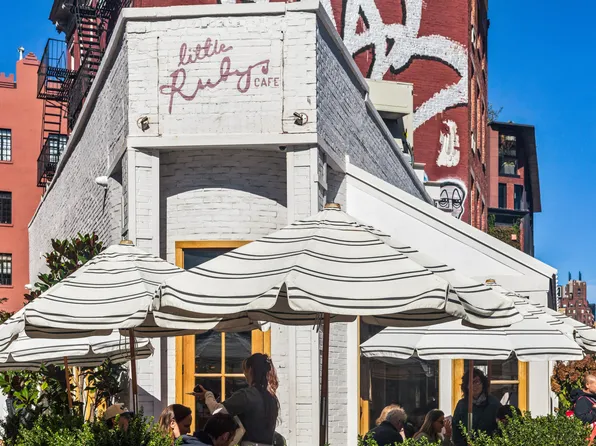 119 Christopher Street image 16 of 19