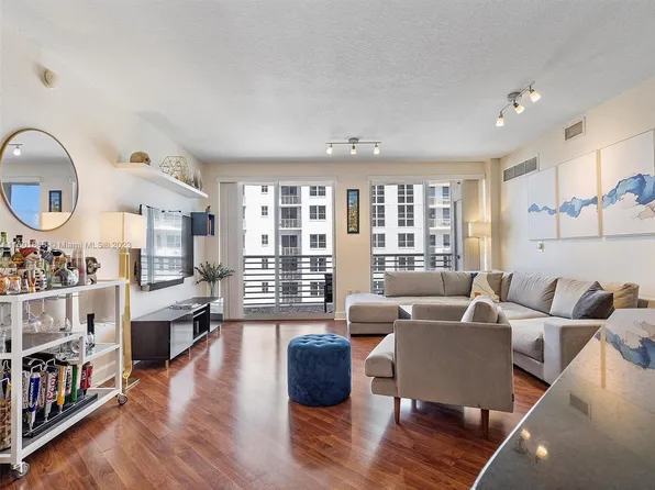 1830 Radius Dr APT 812, Hollywood, FL 33020