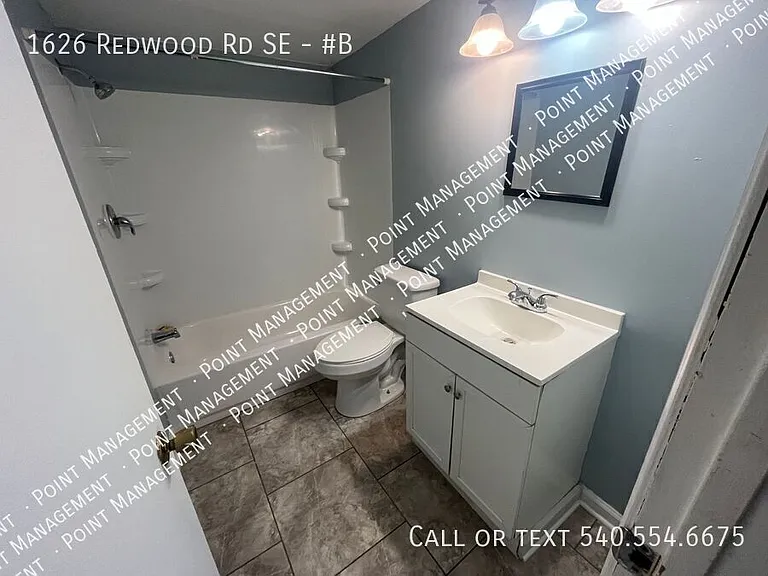 1626 Redwood Rd SE #B — Photo 4