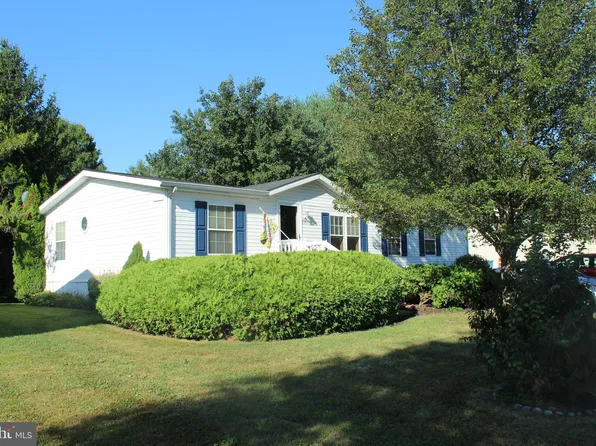 1367 Kit Cir, Bear, DE 19701