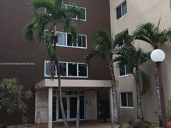 2nd image of 6950 Miami Gardens Dr #2307