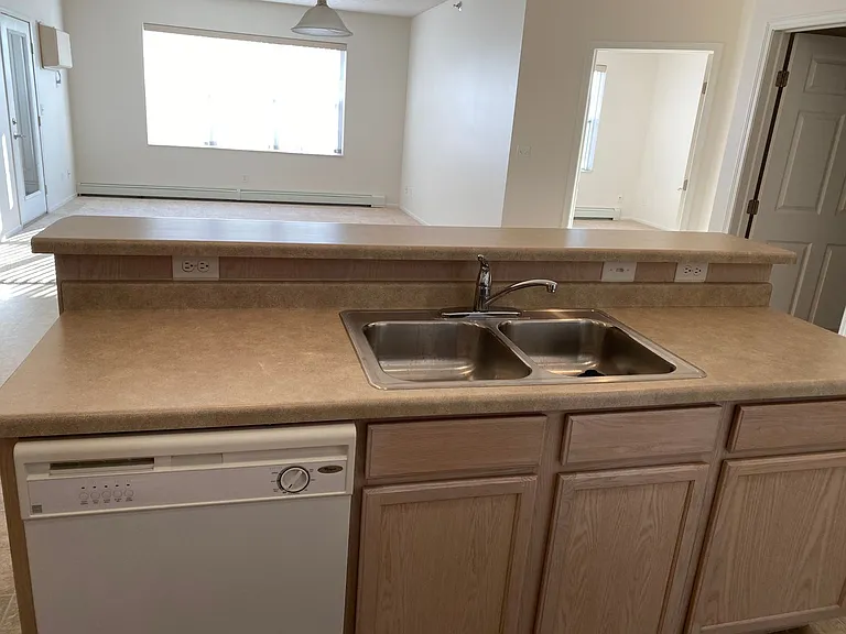 Old Orchard Apartments — Photo 42