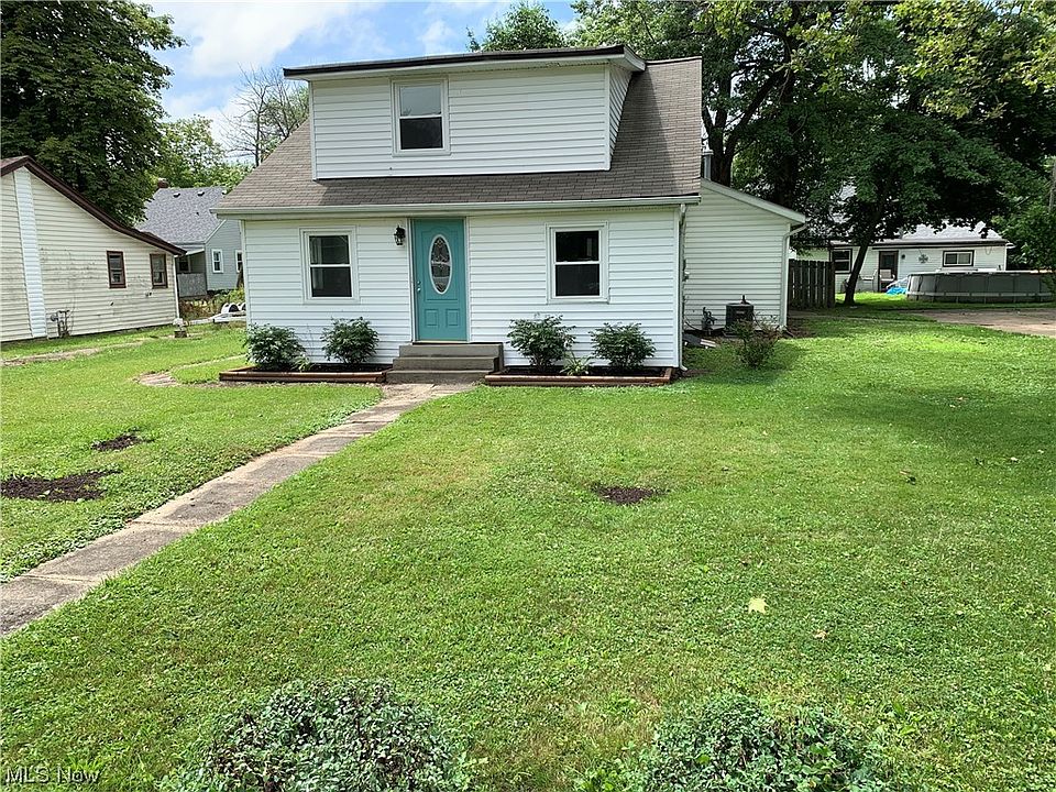 1st image of 907 Maplewood Ave