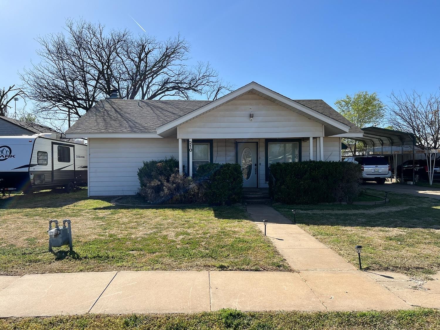 210 S Grain St, Crosbyton, TX 79322 | Zillow