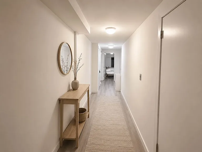 41 W 64th St #1C — Photo 24