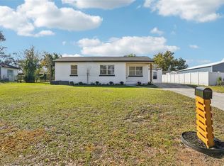 13929 2nd St, Dade City, FL 33525