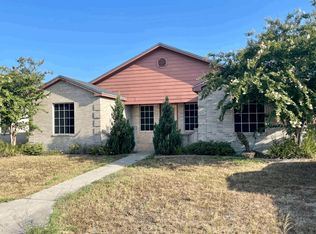 1205 Wyoming St, Alice, TX 78332