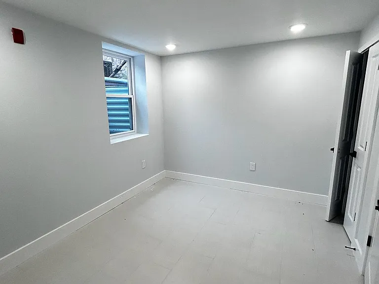 1027 W Dauphin St #B — Photo 8