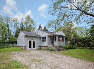 1370 Hilltop Dr, Ypsilanti, MI 48197