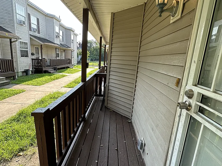 7011 Irvington Ter — Photo 21
