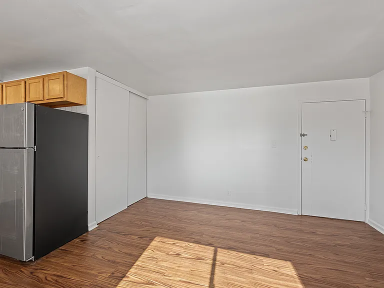 1522 Cedar Ave #2 — Photo 8