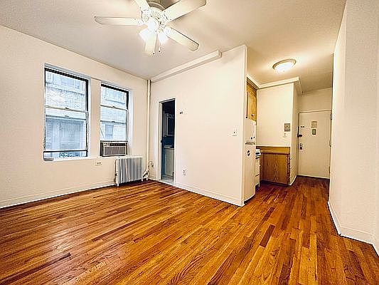 1st image of 421 E 65th St APT 10