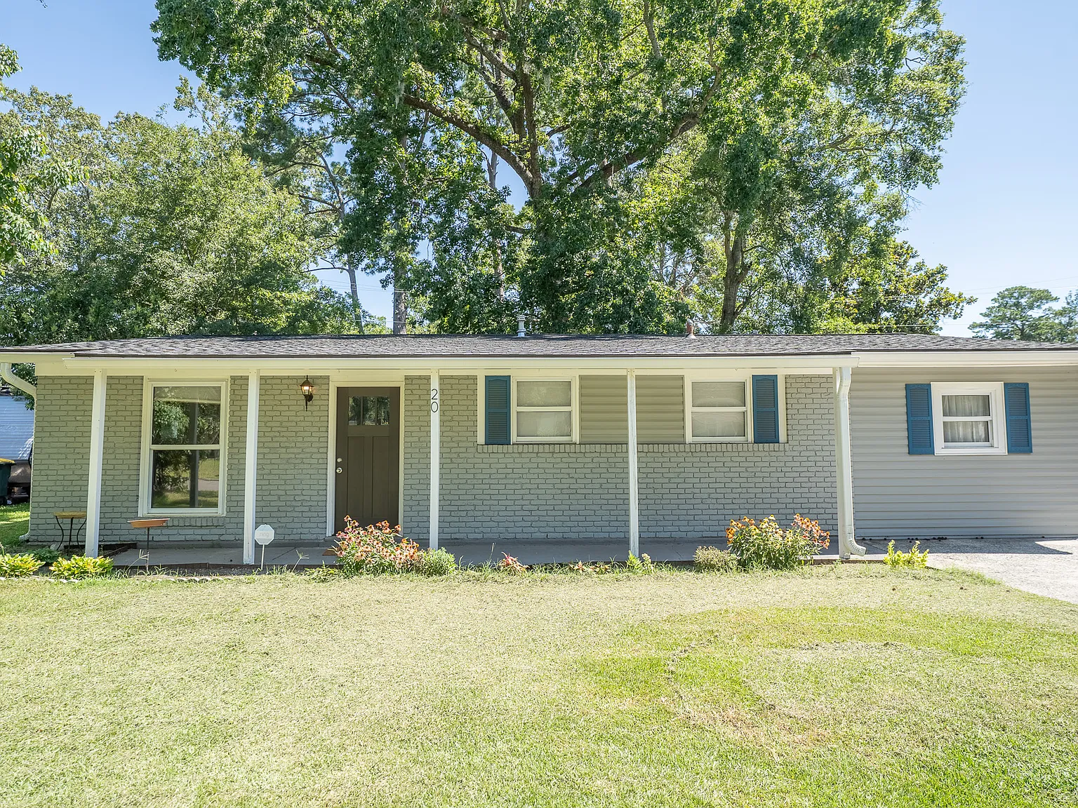 3 bed, 1363 sqft, $2,000 — Photo 4