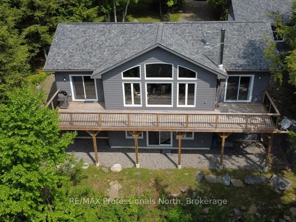 5997 Kennisis Lake Rd, Dysart Et Al, ON K0M 1S0