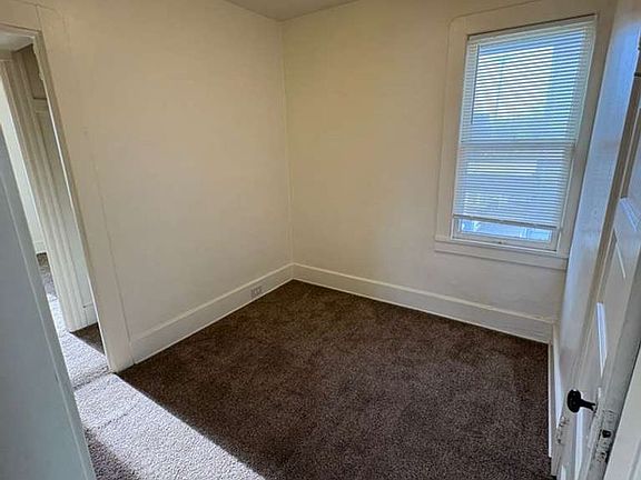 4th image of 3610 W 46th St