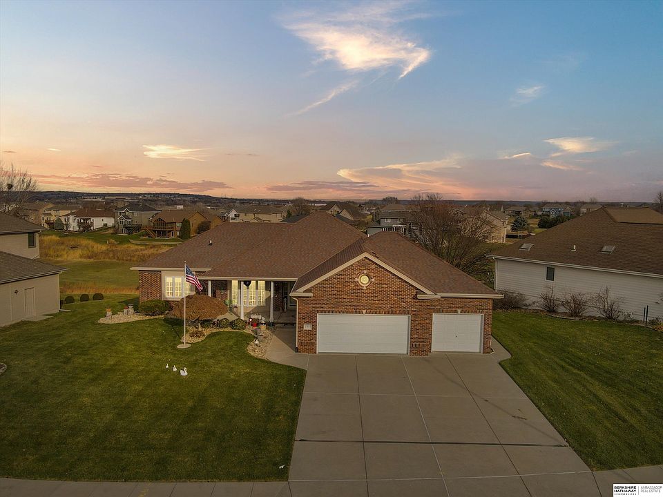 1st image of 13807 Glengarry Cir