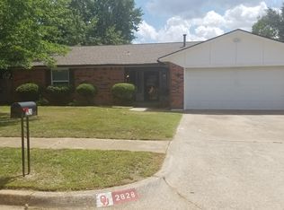 2828 Kingswood Dr, Norman, OK 73071