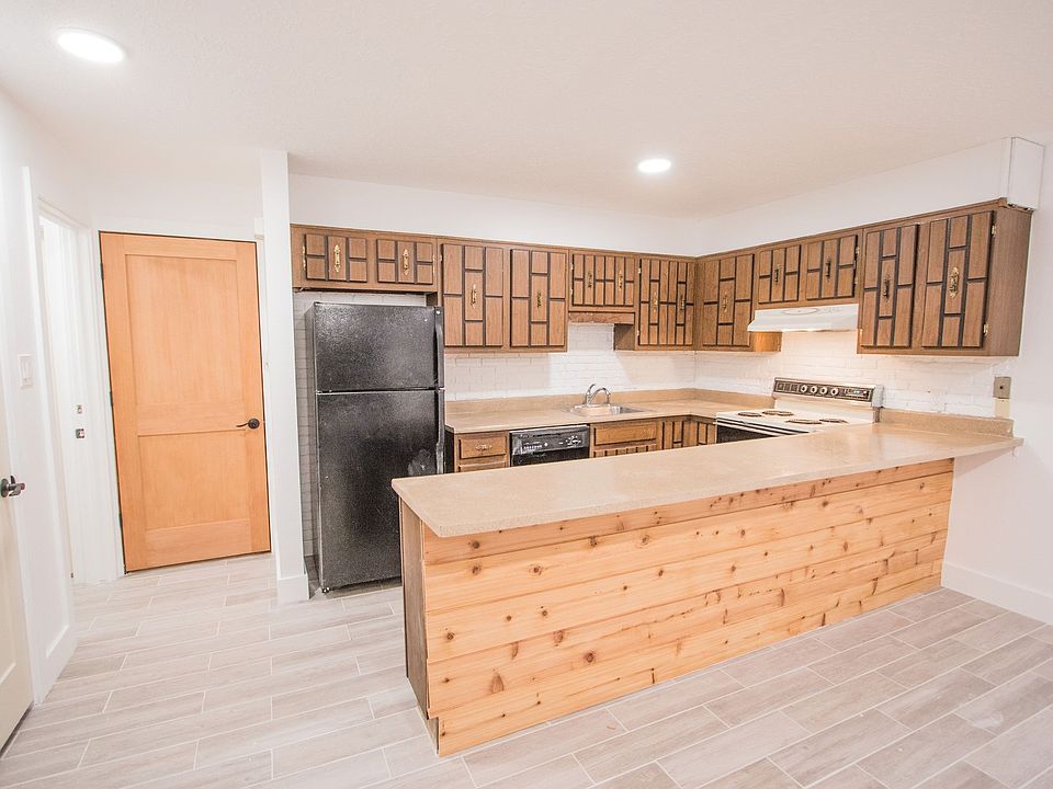 1st image of 1323 Straight Creek Dr APT 304-A