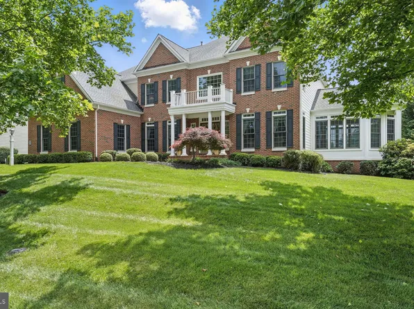 40755 Lenah Run Cir, Aldie, VA 20105