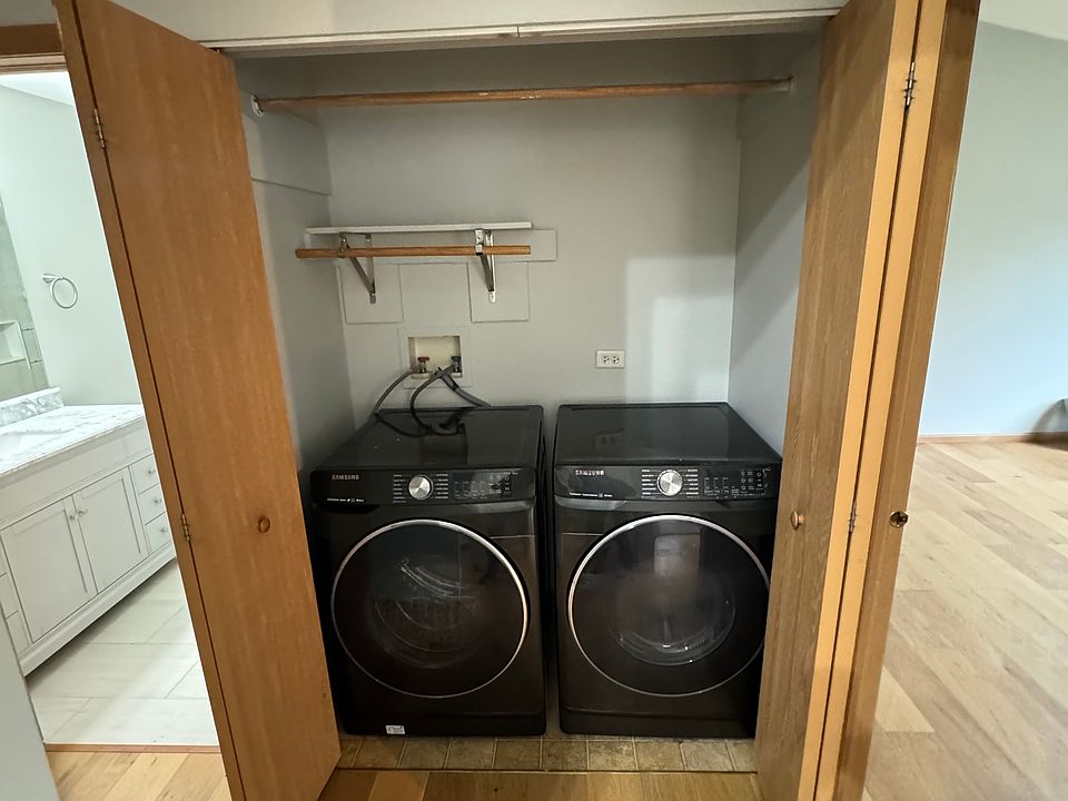 Washer / Dryer in Unit