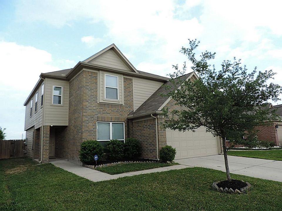 1st image of 15718 Youpon Valley Dr