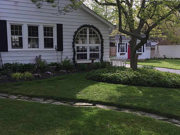 3rd image of 151 Westbrook Dr