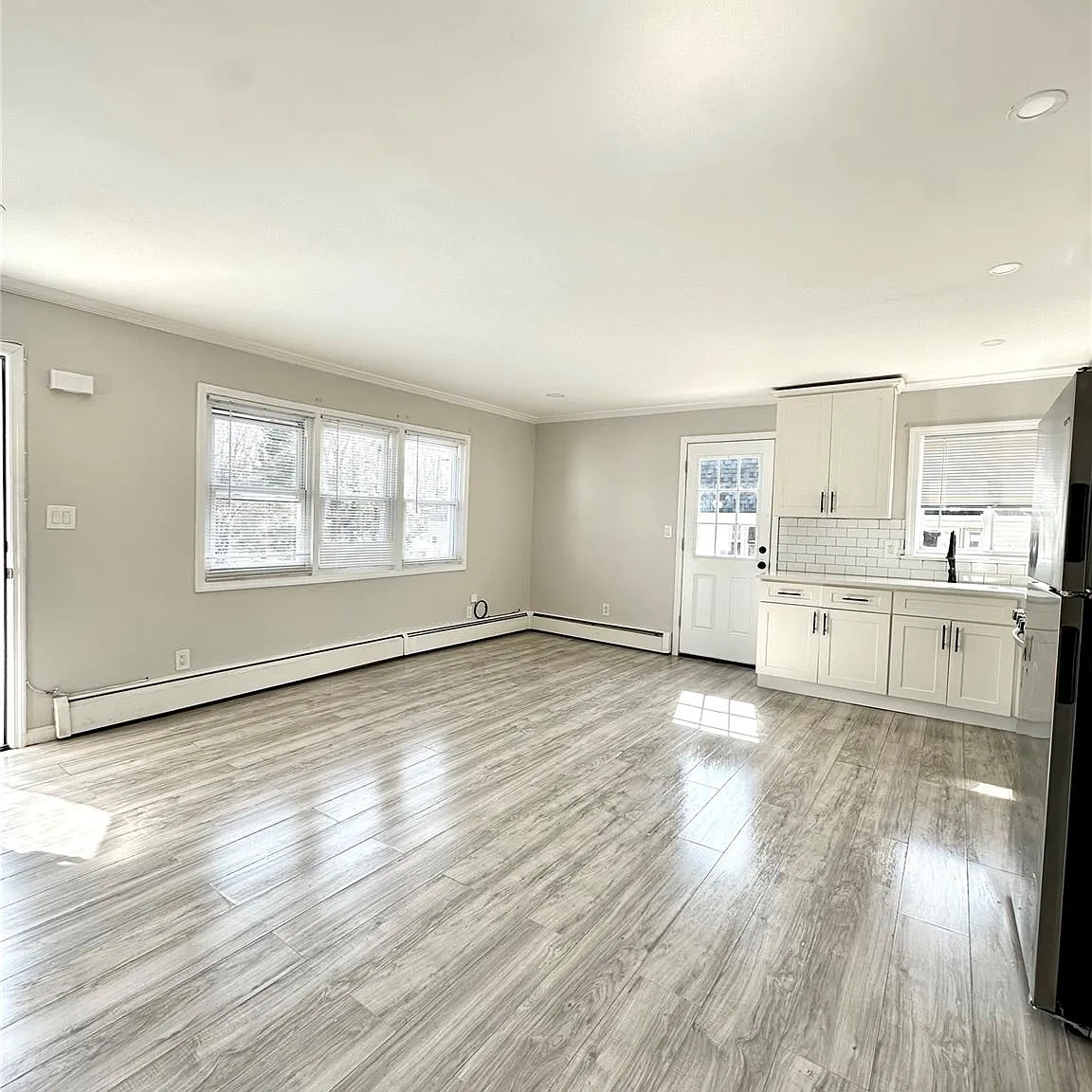 1 bed, 1.0 bath, 550 sqft, $1,500 — Photo 2