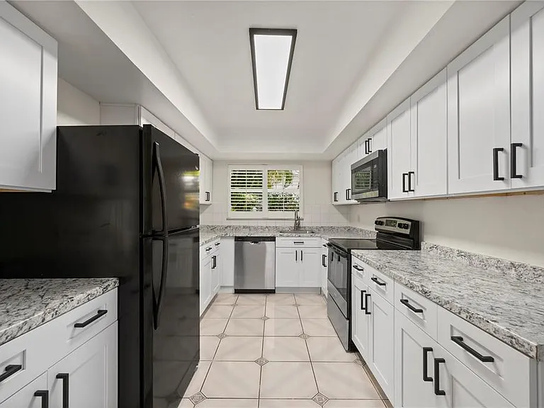 110 Gulfview Rd — Photo 13