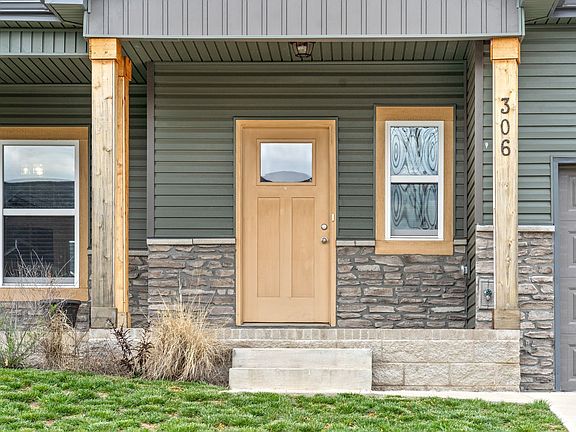 5th image of 306 Crusaw Dr