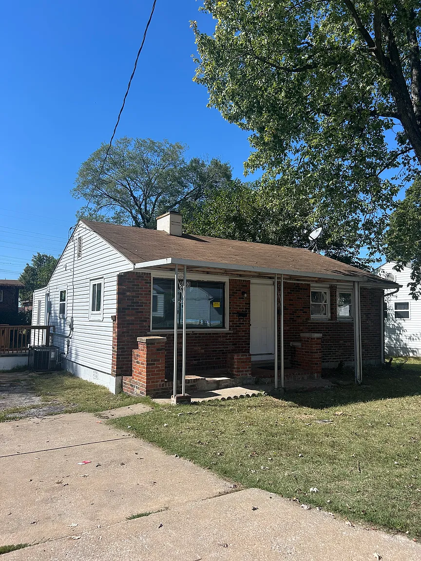 6053 Garfield Ave photo 1
