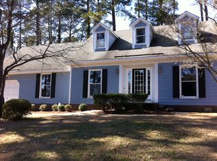 424 Runnymede Dr, Fayetteville, NC 28314