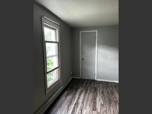 125 Biggings Ave #2, Sault Ste Marie, ON P6A 3T8