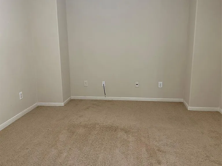 1330 Reedpoint Dr — Photo 22