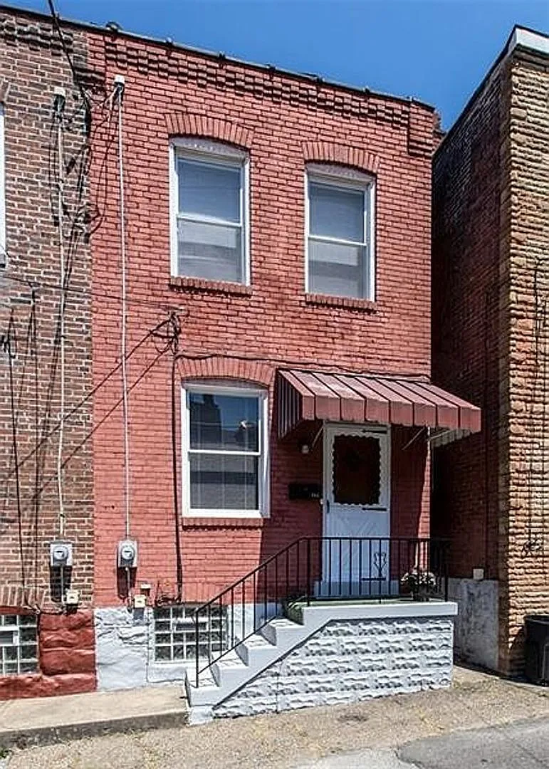Prime Central Lawrenceville 2 Bedroom Home - 1 Block To Butler St! — Photo 1