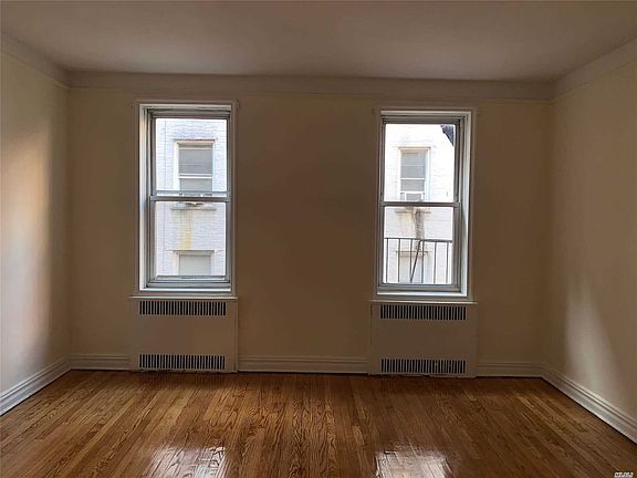 5th image of 11420 Queens Blvd APT C6