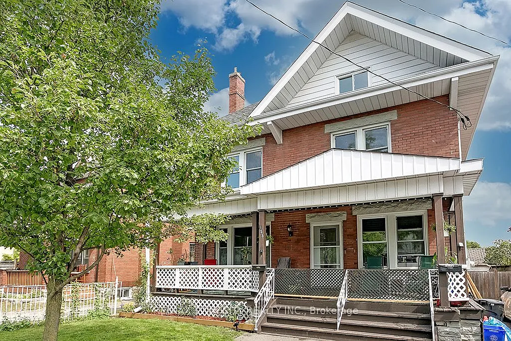 4 bed, $2,390 — Photo 1