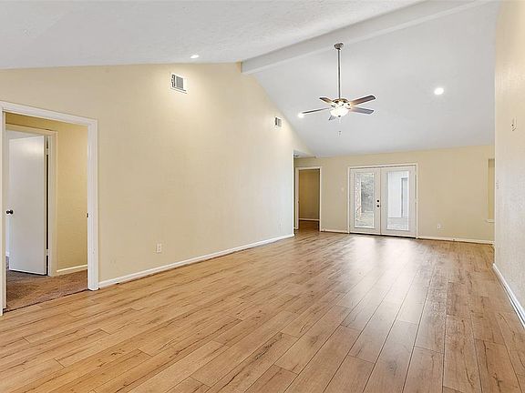 3rd image of 22839 Capitol Landing Ln