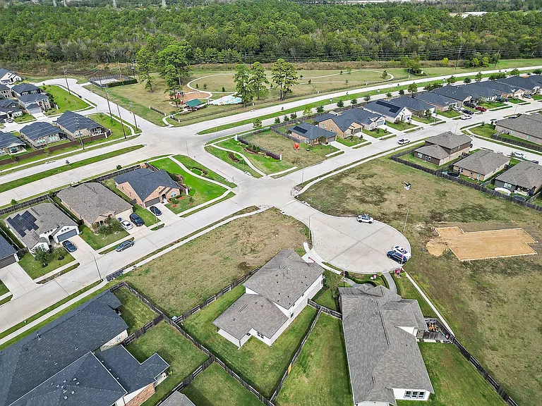 14307 Pecan Maple Dr — Photo 38