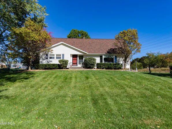 61 Phillips Road, Rensselaer, NY 12144