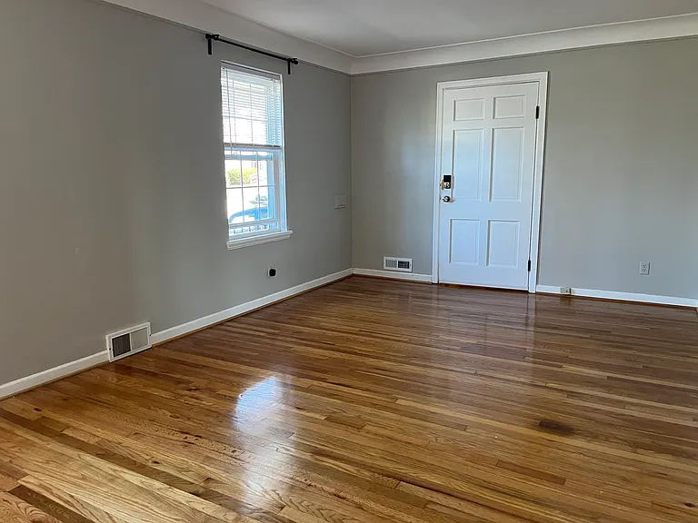 1983 Connecticut Ave #1 — Photo 28