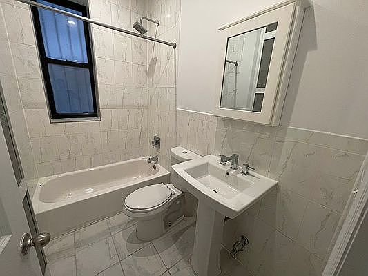 4th image of 611 W 141st St APT 1