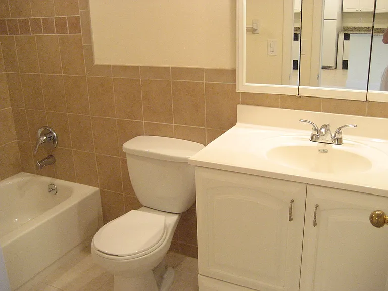 480 NW 20th St #1110 — Photo 14