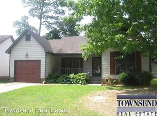 6742 Winchester St, Fayetteville, NC 28314