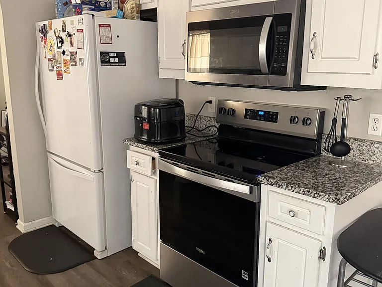 4130 Janel Ln — Photo 4