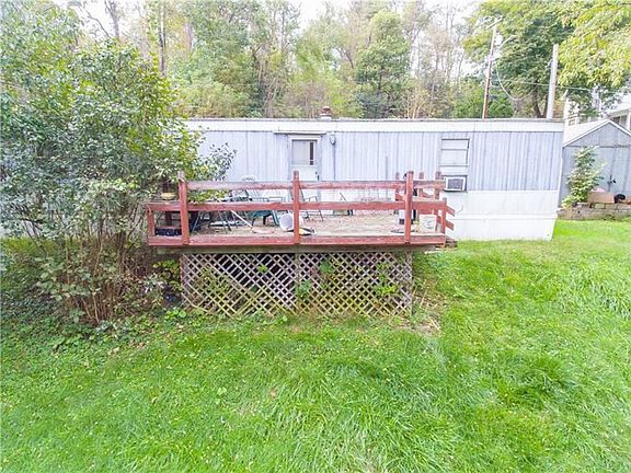 3rd image of 266 Walnut Ln