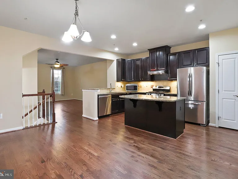8079 Locust Mill St — Photo 12