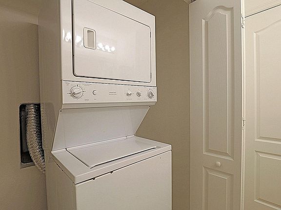 3rd image of 9419 Ivy Brook Run APT 1204